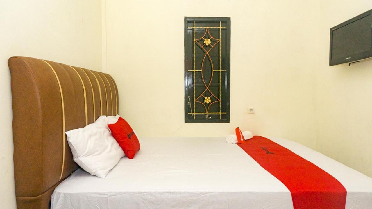 Reddoorz Near Sentani Airport Jayapura 호텔 외부 사진