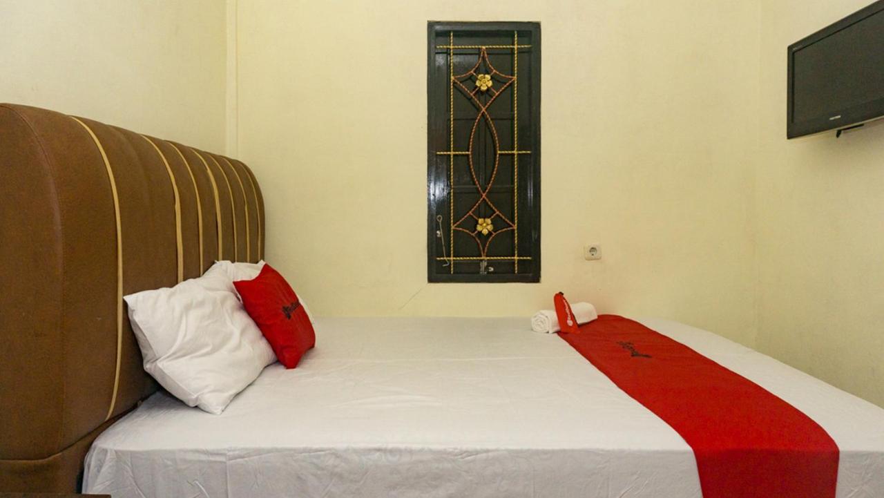 Reddoorz Near Sentani Airport Jayapura 호텔 외부 사진